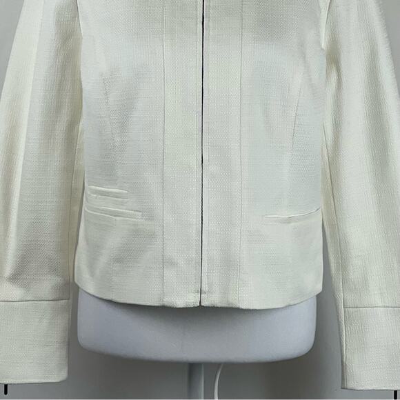 White House Black Market Woven Winter White Short Blazer Jacket NWOT Size 12P - Picture 4 of 15